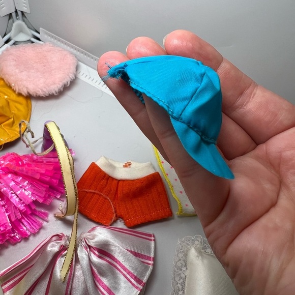 Vintage Mattel Barbie Clothing Accessory Lot Skirts Socks Hats Hawaiian Pillow - Picture 8 of 11